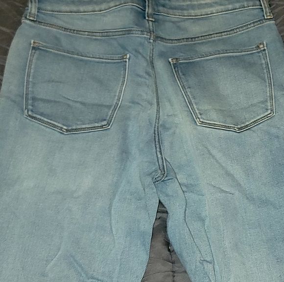 Lauren Conrad High-Rise Skinny Jeans, Light Wash, Size 14 – Stylish Jeans - Picture 4 of 7